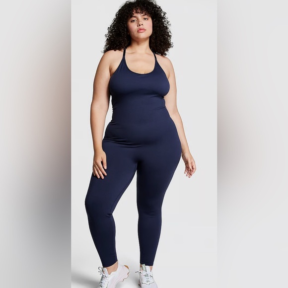 Women's blackJumpsuit - Picture 1 of 6